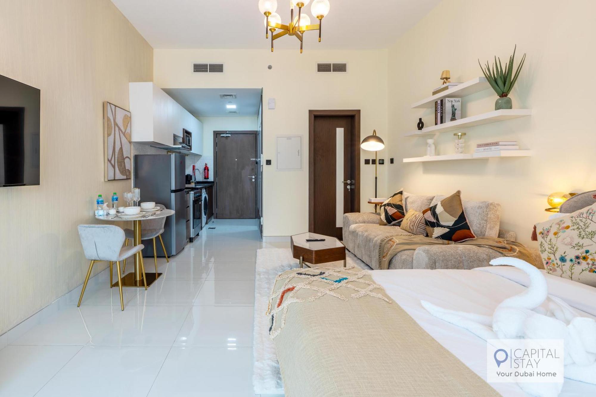 Capital - Cozy In Liwan Apartment